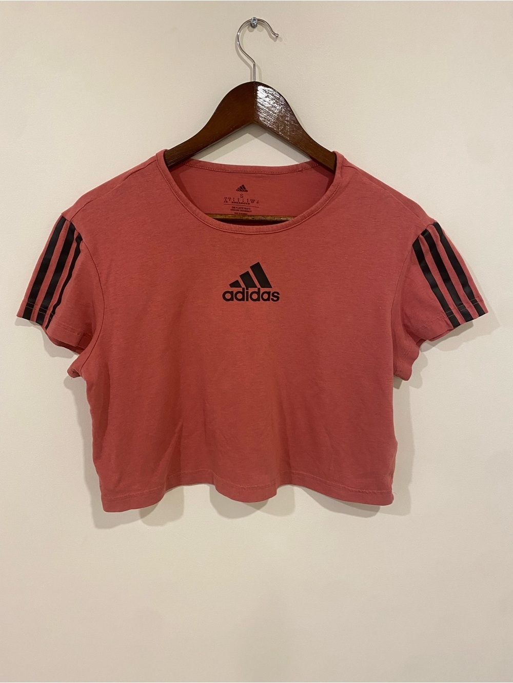 Women’s adidas crop top - Picture 2 of 6
